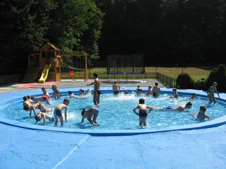 Gradski Bazen Kutina 768x576