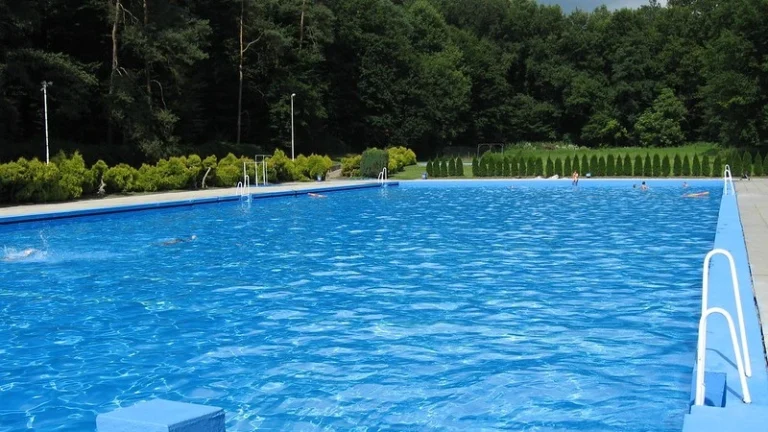 gradski bazen kutina main 768x432