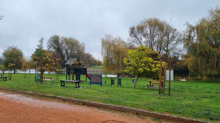 Djecji parkic kod Foginova kupalista 768x432